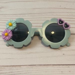 Girls ice blue sunglasses w charms